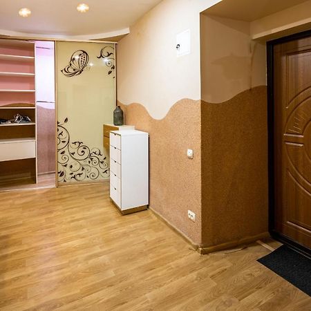 The Main Square! 2 Separated Bedrooms, Balcony Львов Экстерьер фото